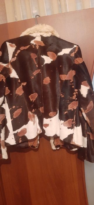 Шубка стриженая с меховым воротником