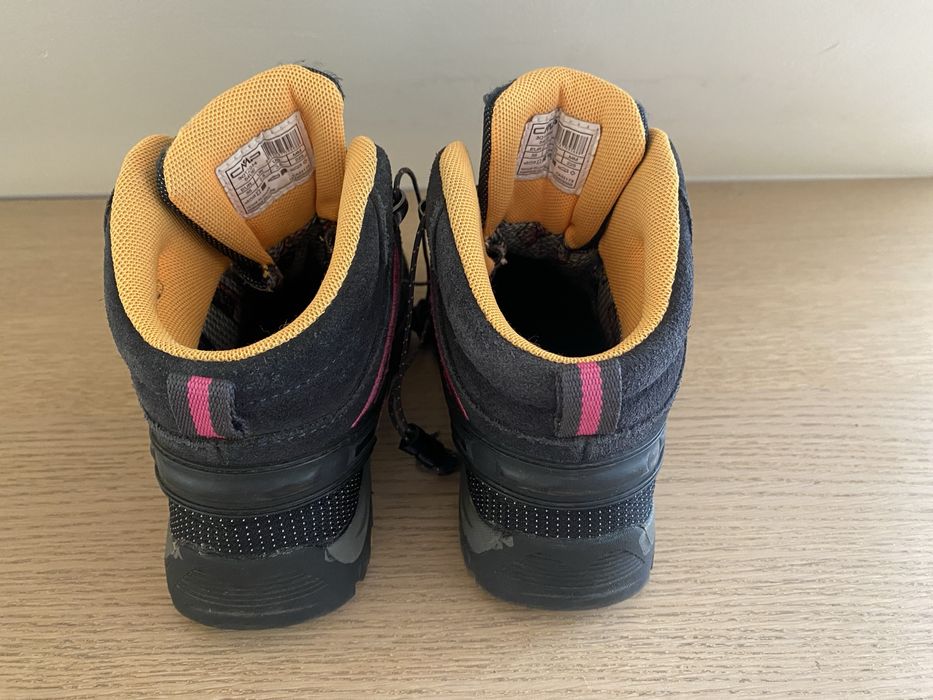 CMP kids trekking shoes/35