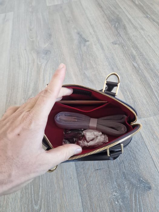 Geanta Louis Vuitton