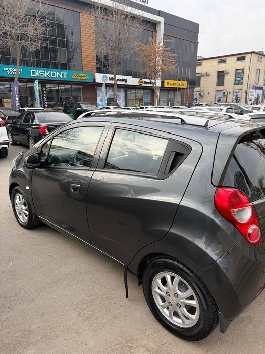 Спарк 2021 Chevrolet