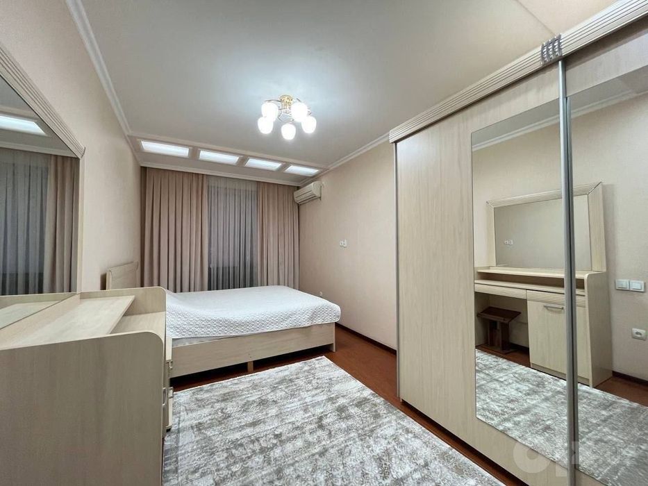 Продается 3х ком квартира, ориентир: Ц-1 кафе Бибигон, 75м²