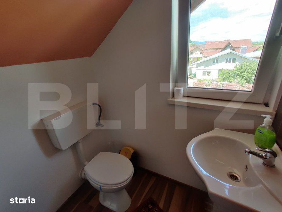 Apartament spatios in vila situat in Codlea