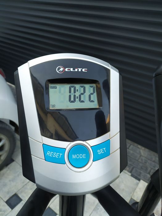 Продам эллиптический тренажёр Elite 2/1. Вело плюс лыжи.