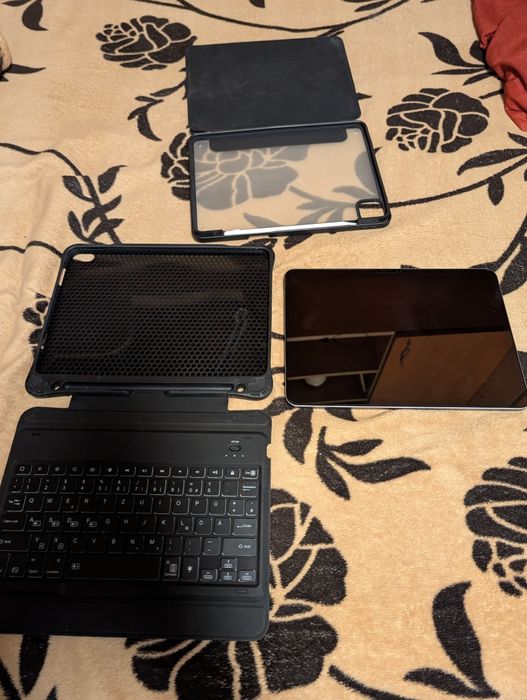 Vand sau schimb ipad m2 si iphone 15 plus