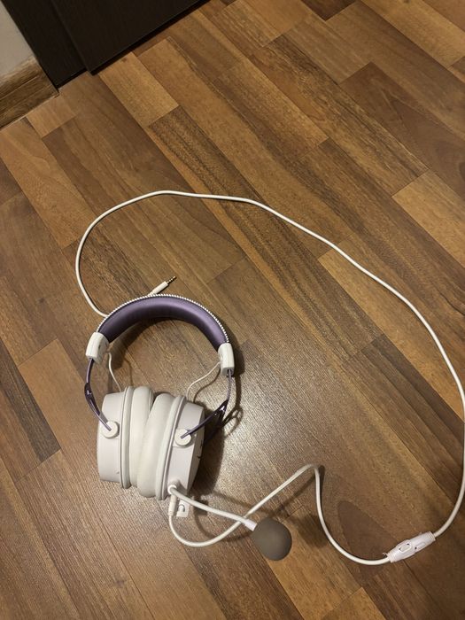 Клавиатура и слушалки