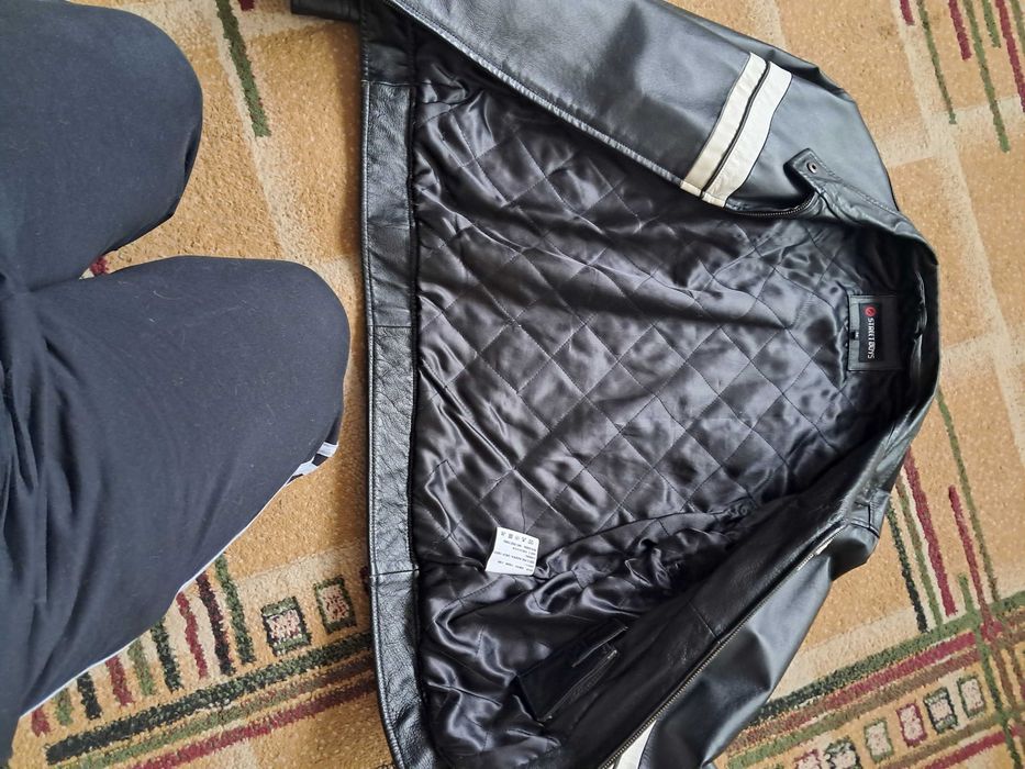 Vând haine piele bărbați și cojoc barbatesc