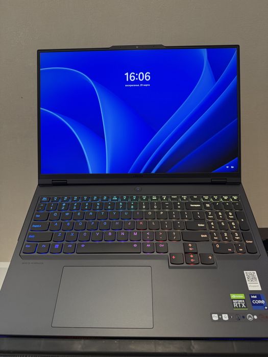 Lenovo Legion Pro 7 RTX 4080 12GB / i9-13900HX / 32GB / 1TB / 240Hz