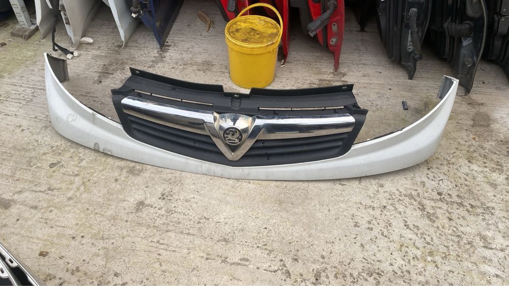 Bară față completa Opel Vivaro 2006