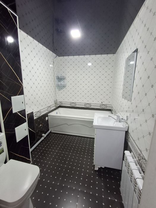 Vakzalda kvartira sotiladi