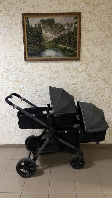 Коляска для двойни Evenflo Pivot Xpand