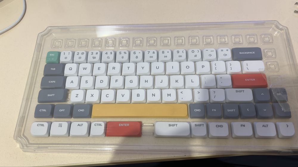 Nuphy Air 60, механическая low profile клавиатура