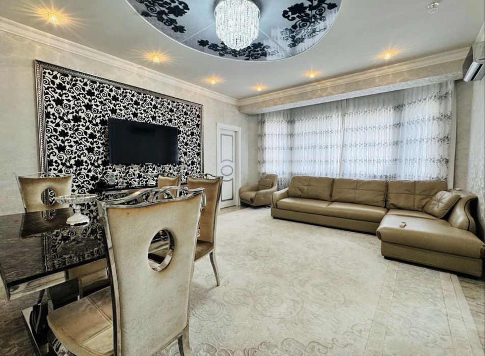 Продается ЖК Новый Век Алайский 3/4/8 с ремонтом 118м2