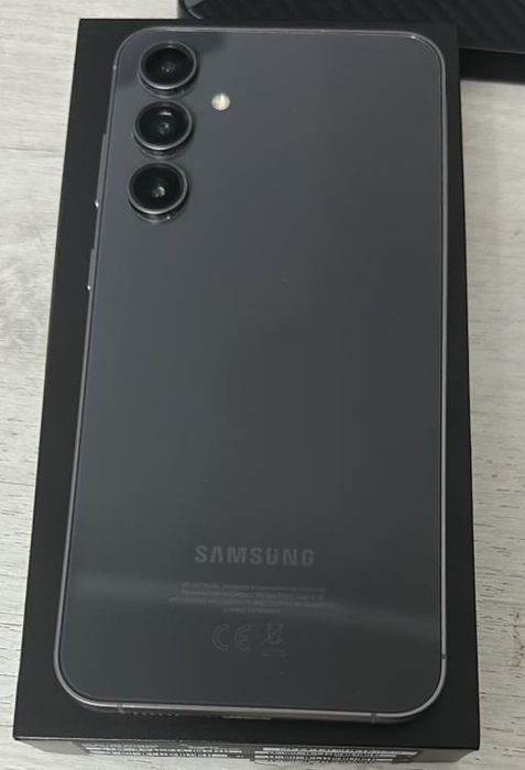 Samsung Galaxy S23 FE 8/256Гб окончательно 180000