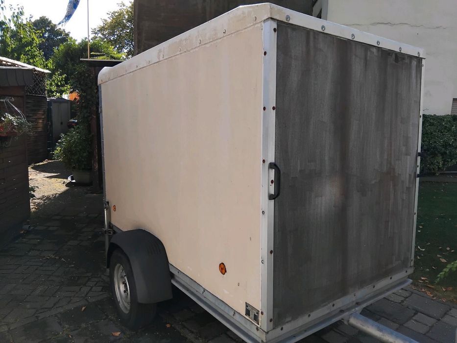 Remorca Carosata/ Koffer / Box 1300 kg