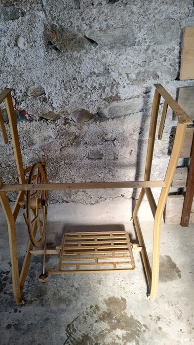 Cadre de mașini de cusut