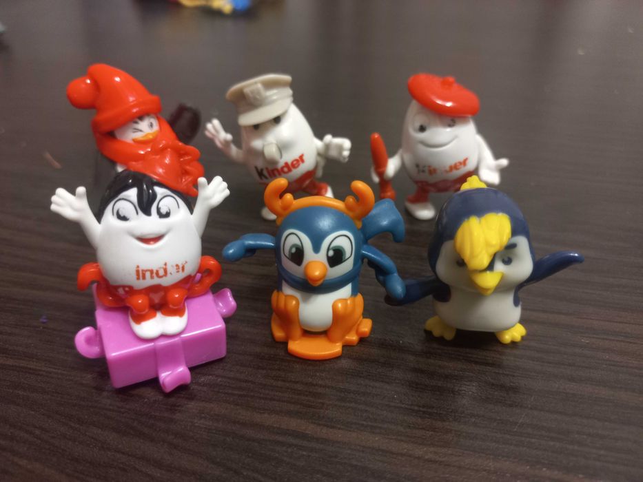 Киндер игрушки разные серии