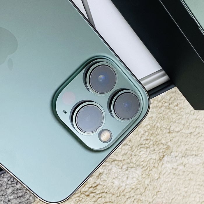 iPhone 13 Pro не вскрытый