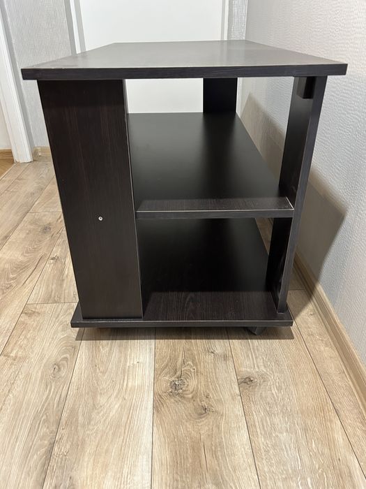 Холна маса, подвижда на колелца