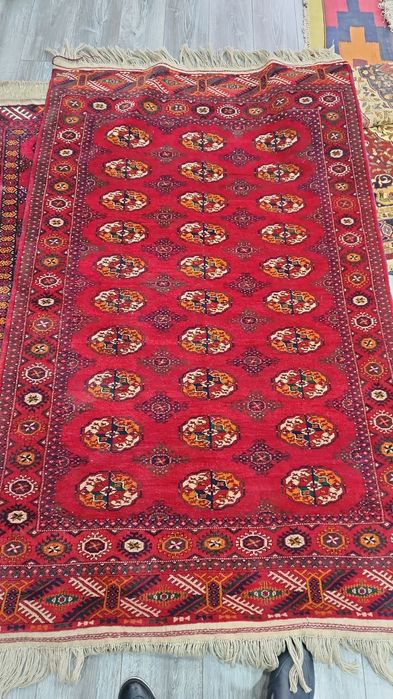 qo'lda to'qilgan turkman gilamlar