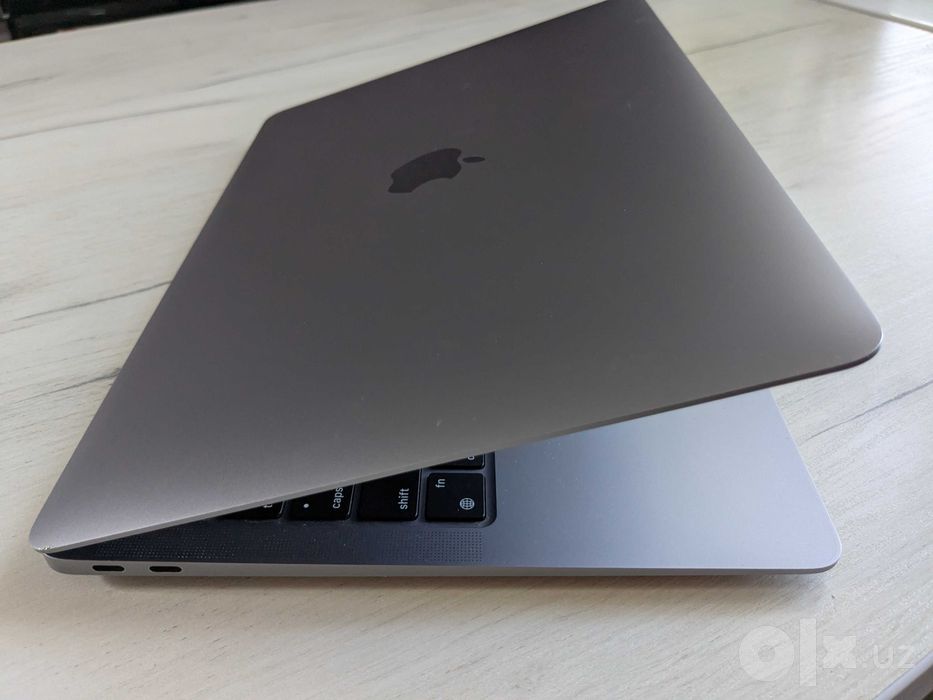 MacBook Air M1 8/256 GB Silver