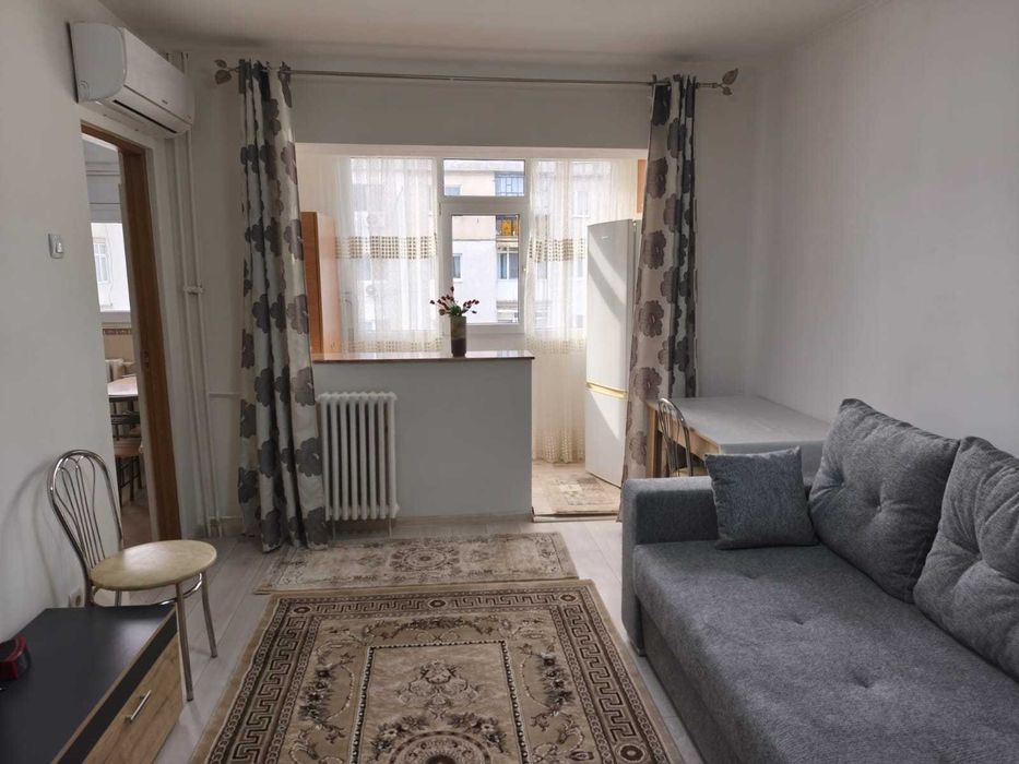 Inchiriez garsoniera