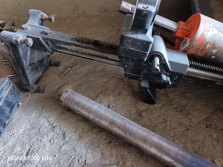 Stoyka almazniy bur uchun