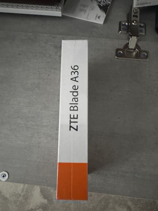 Продаю телефон, новый в коробке