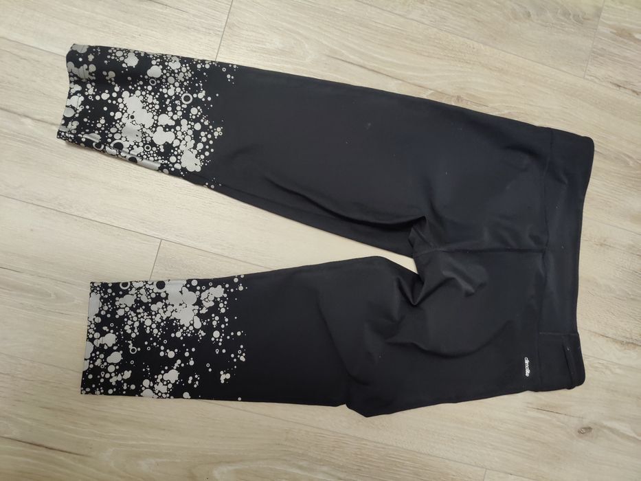 Pantaloni 3/4 adidas mărimea M