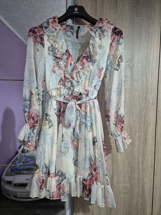 Красива Рокля М размер