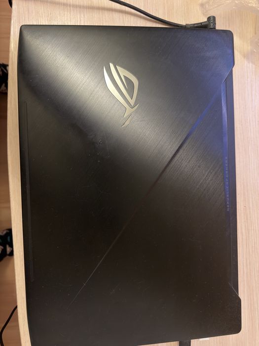 Vand laptop Asus  ROG