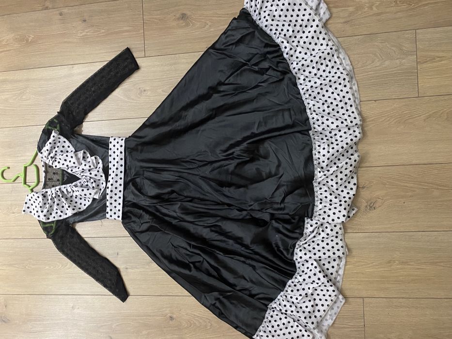 Испанский костюм черно белое