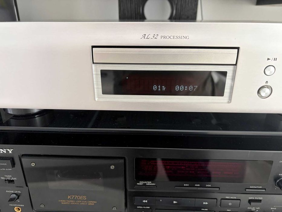 Продавам CD DENON DCD-600NE като нов