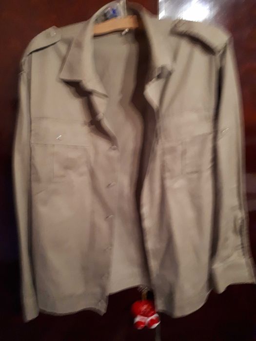 Cămașă militară de oraș, cu epoleți