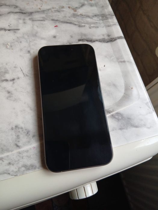 Iphone 15 pro 256 gb garantie baterie 90%  impecabil