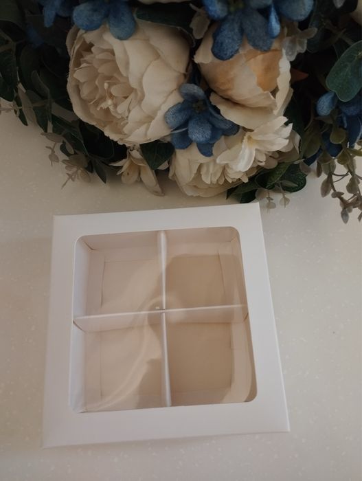 Продам коробки под конфет