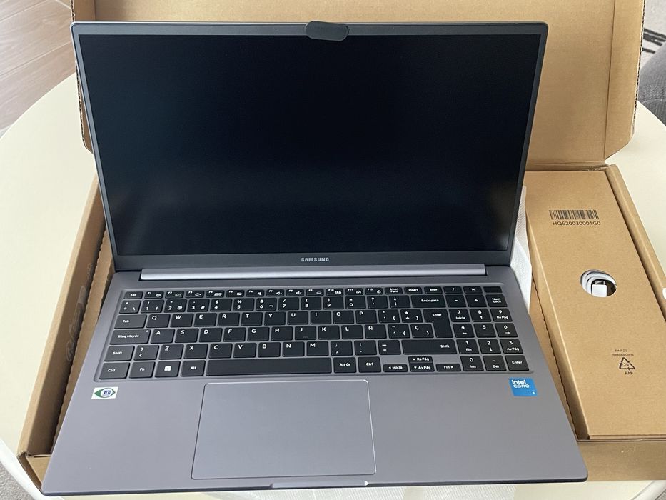 Samsung galaxy book 4
