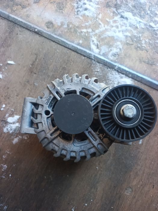 Генератор BMW    N52 ,B25, B30