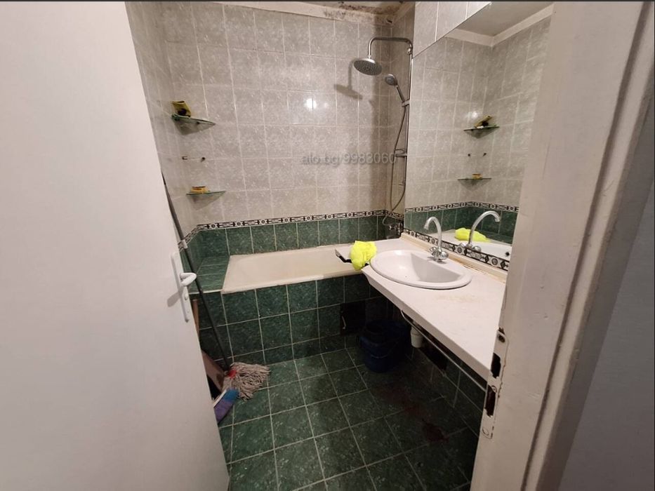 Отдавам компактно ателие в Връбница 1 до метро Бели Дунав