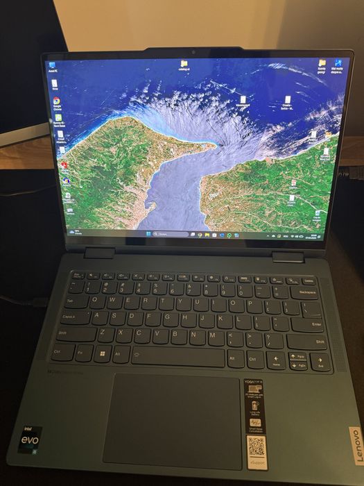 Laptop  Lenovo Yoga 7 14IRL8 cu procesor Intel Core™ i5-1340P, 16GB, 512GB SSD