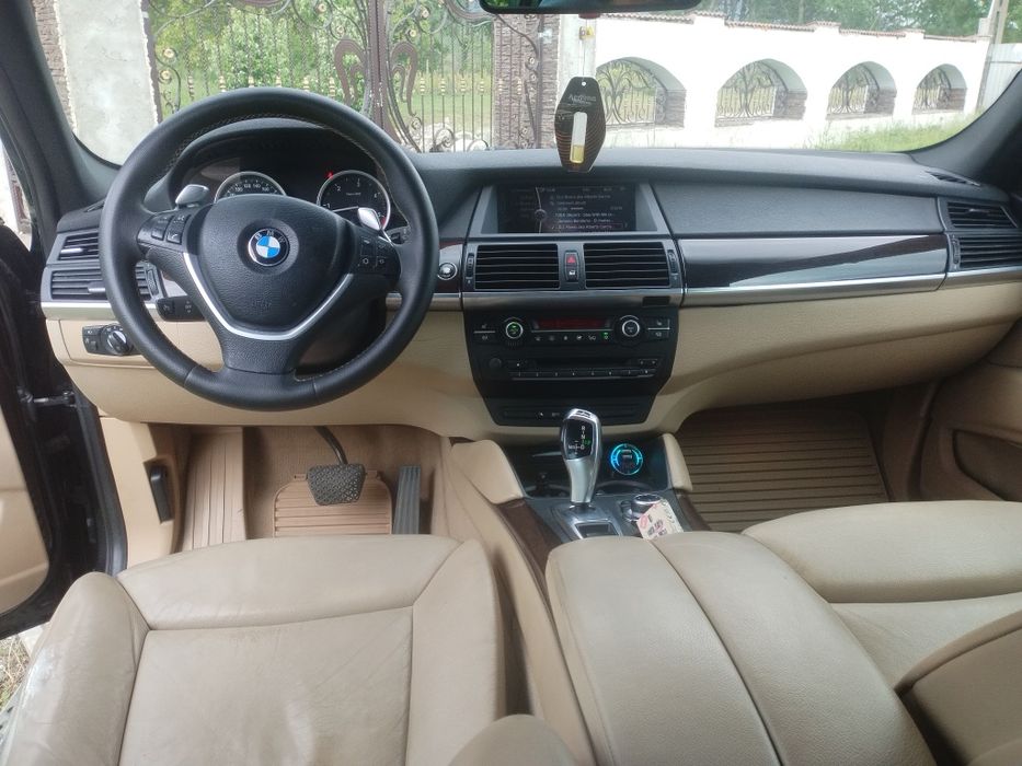 De vanzare:BMW X6 3.0