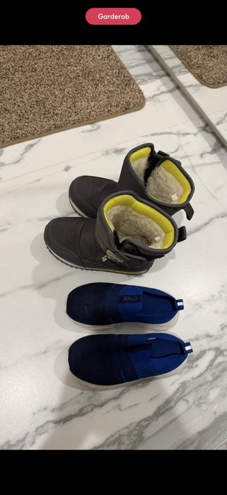 Продам 2 обуви по цене одно