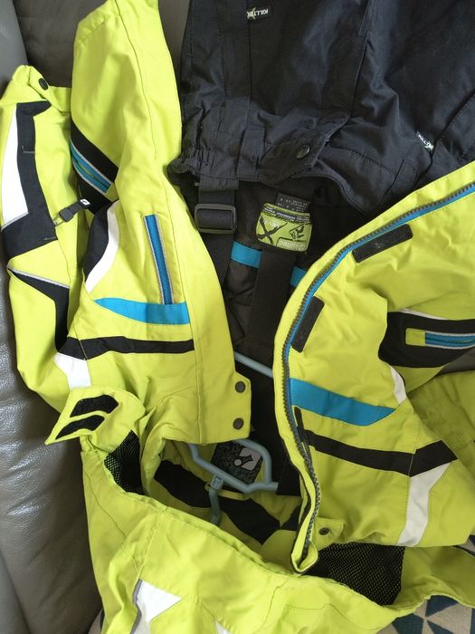 Costum de Sky Kiltec 116-122  cm