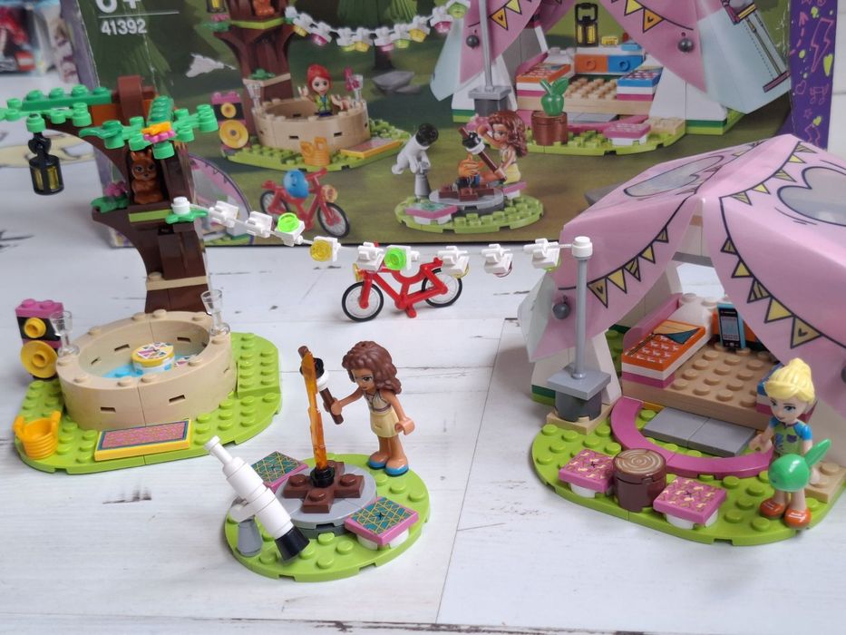 LEGO - Луксозен къмпинг сред природата
