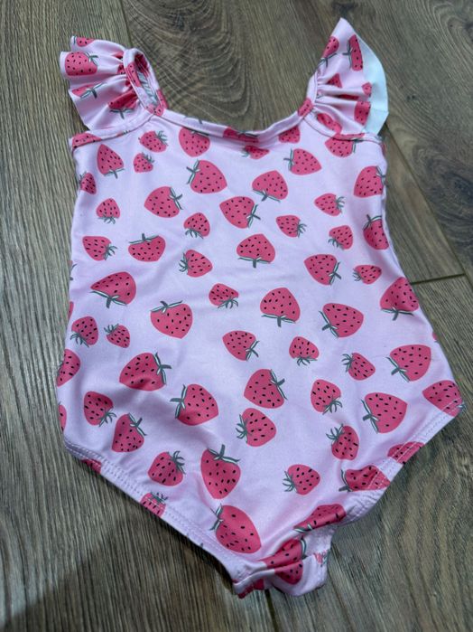 Бански за бебе ягодки