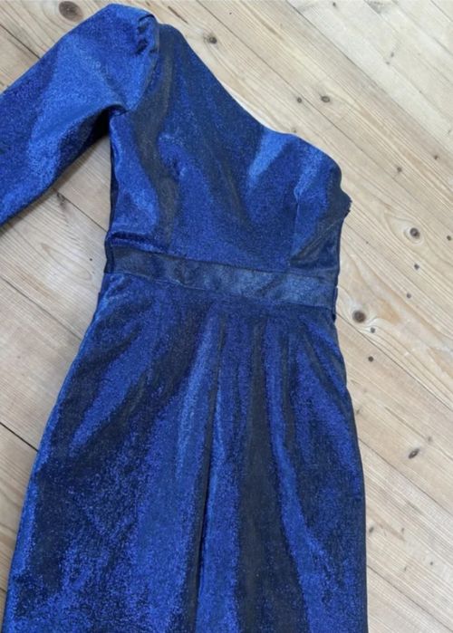 Elisabetta Franchi екстравагантна парти рокля