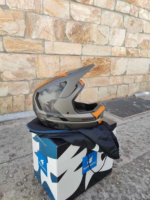 Каска Bluegrass(Met)