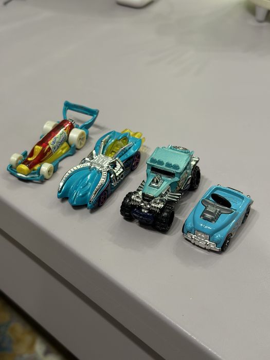 коллекция машинок hot wheels