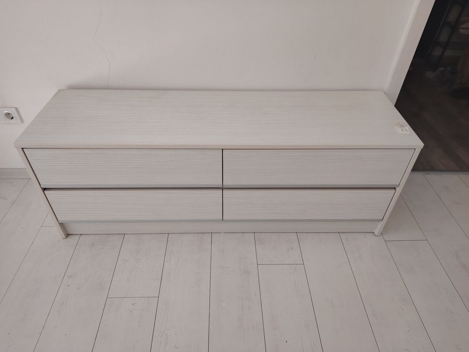 Гардероб и скрин +2бр нощни шкафчета