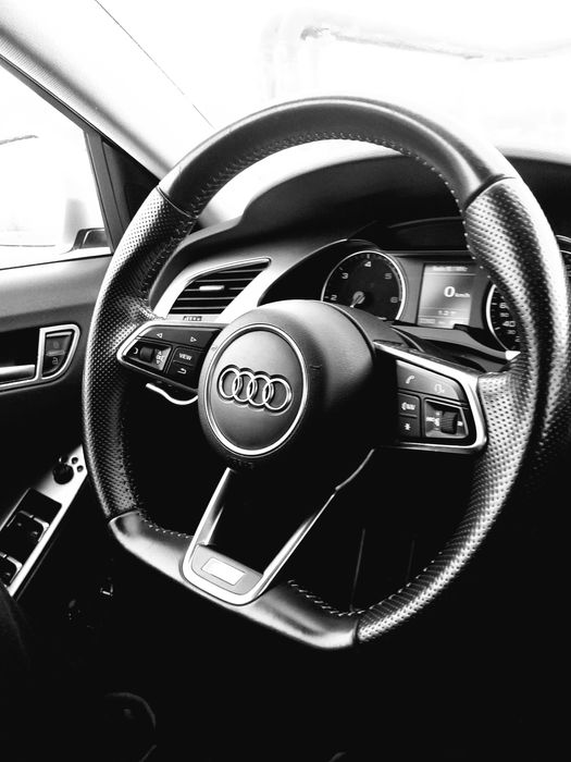 se vinde audi a4b8