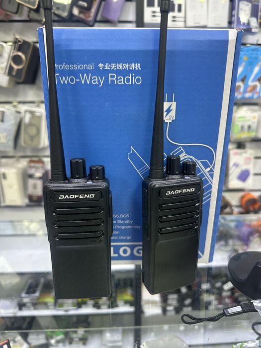 Baofeng C-5  ratsiyasi. Kamplektida 2 ta bo’ladi.  Kamplekti 399 000